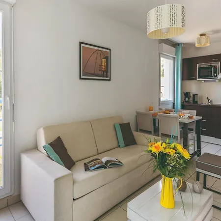 Duplex Retreat Near The *
